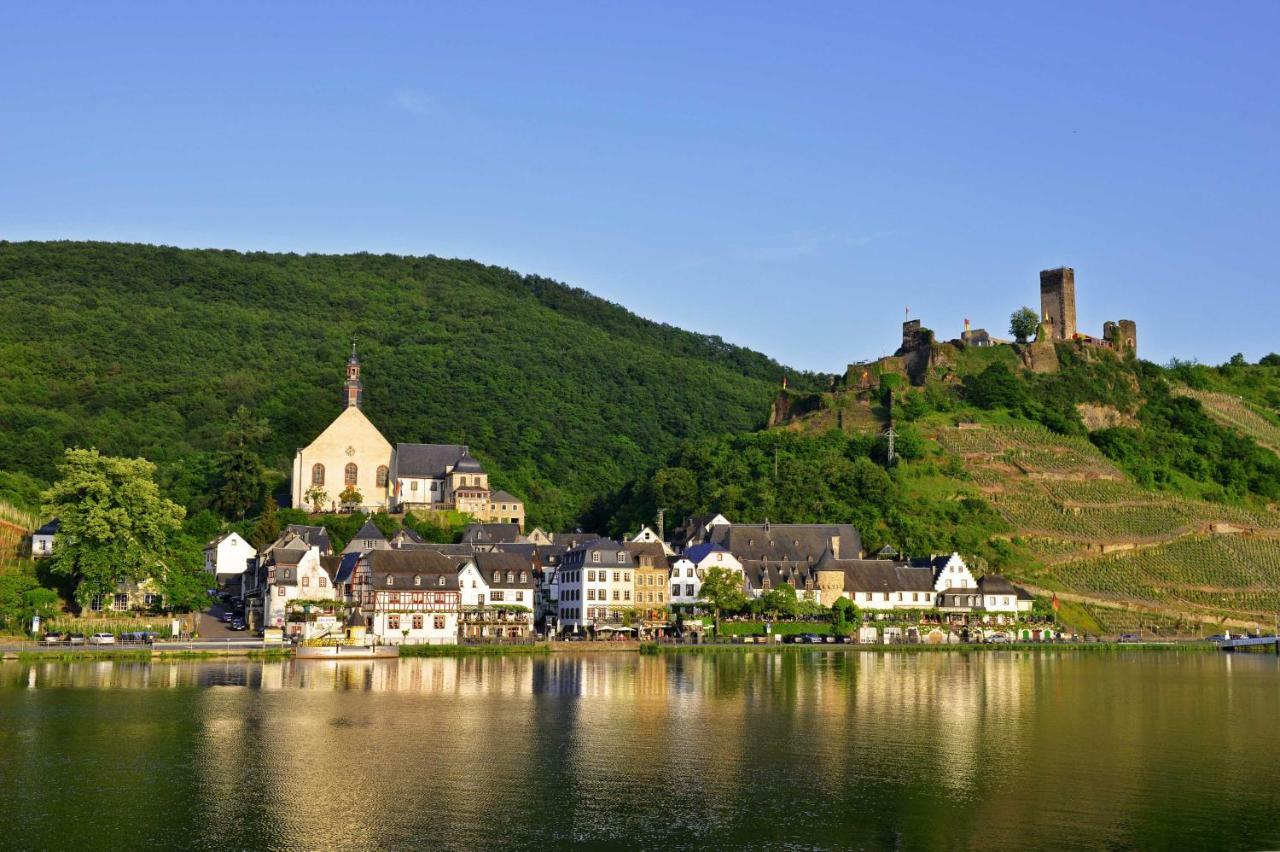 Hotel Klapperburg Байльштайн Экстерьер фото